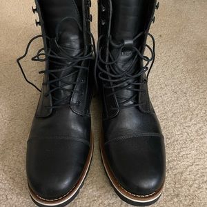 Helm Johnson Boot size 10 1/2